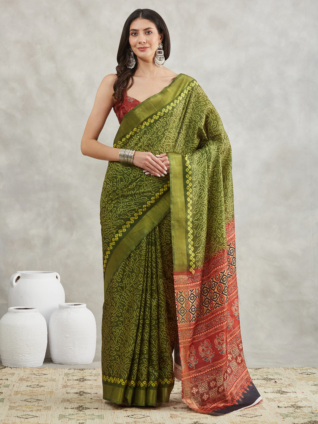 Janasya Mehndi Green Silk Blend Bandhani Printed Saree