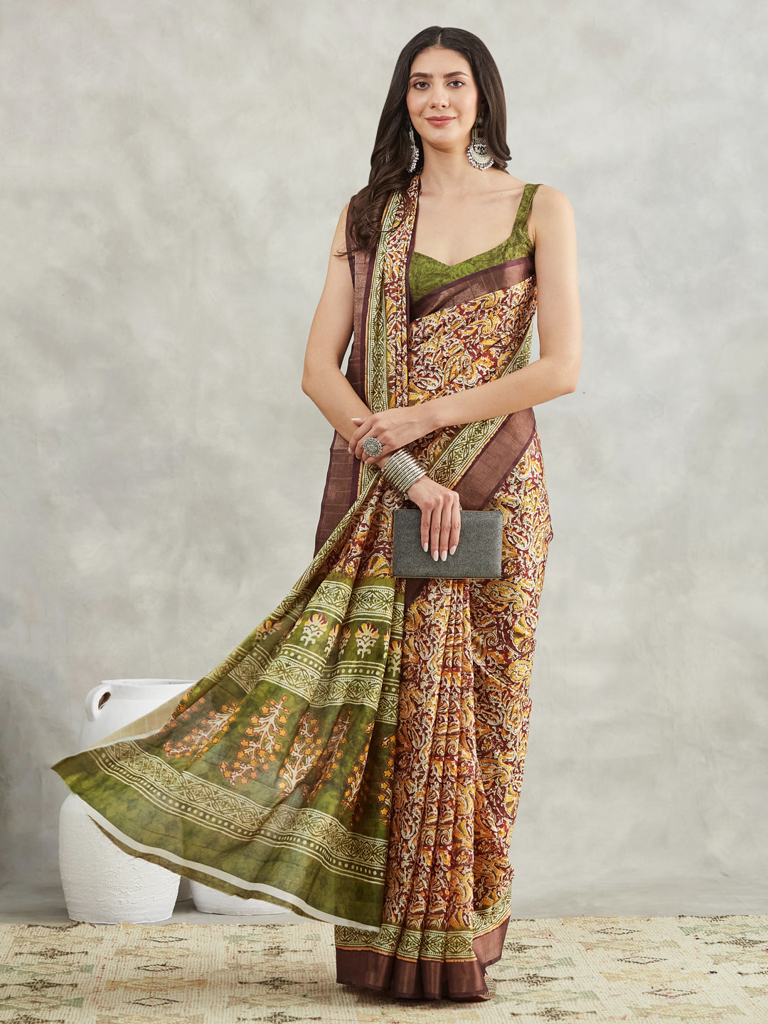 Janasya Burgundy Silk Blend Paisley Printed Saree