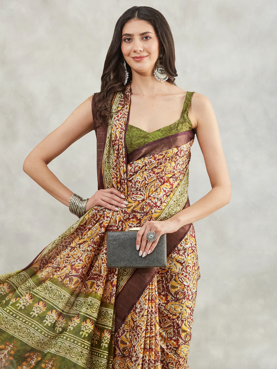 Janasya Burgundy Silk Blend Paisley Printed Saree