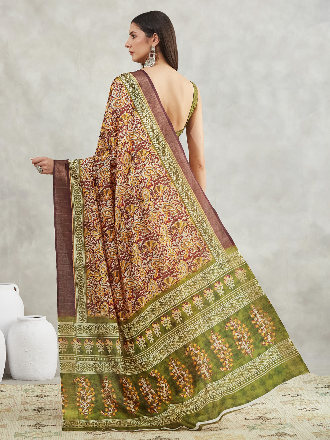 Janasya Burgundy Silk Blend Paisley Printed Saree