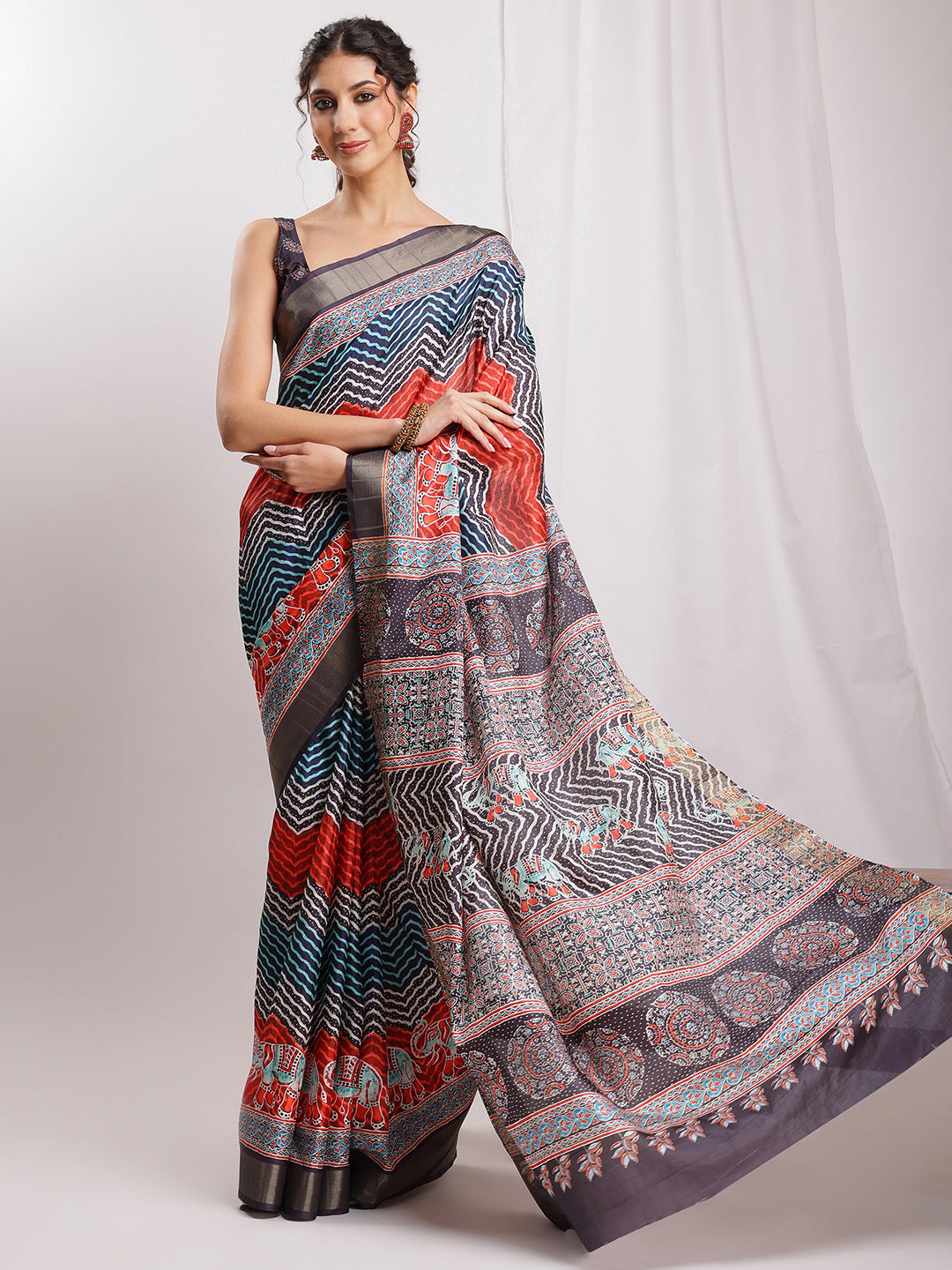 Janasya Multicolor Silk Blend Chevron Printed Saree