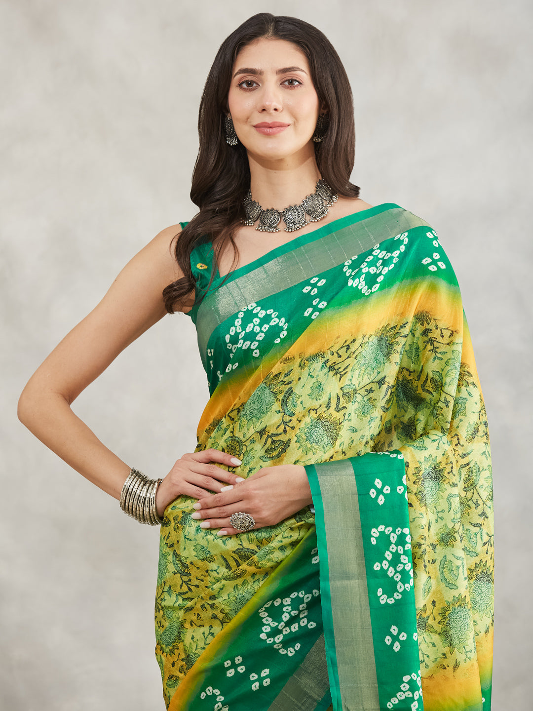 Janasya Mustard & Green Silk Blend Bandhani Printed Saree