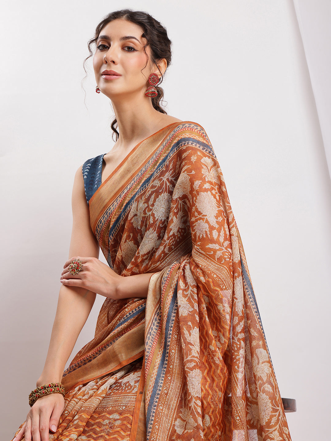 Janasya Brown Linen Blend Ethnic Motifs Printed Saree