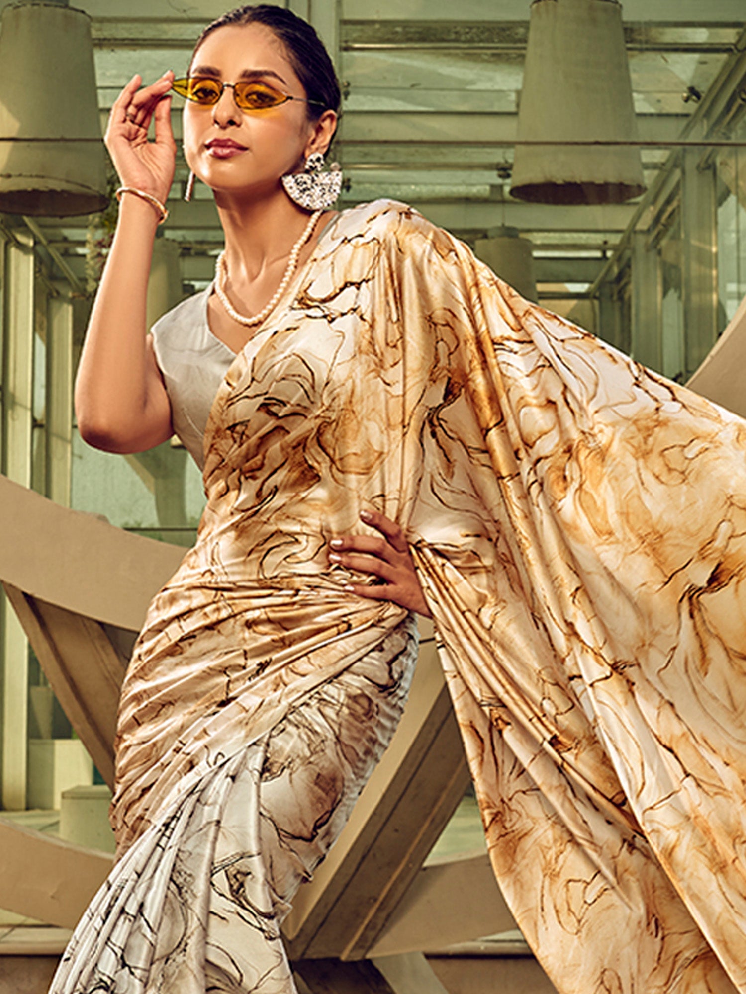 NOZ2TOZ Women's Satin Silk Metallic Printed Designer Saree With Blouse Piece - Distacart