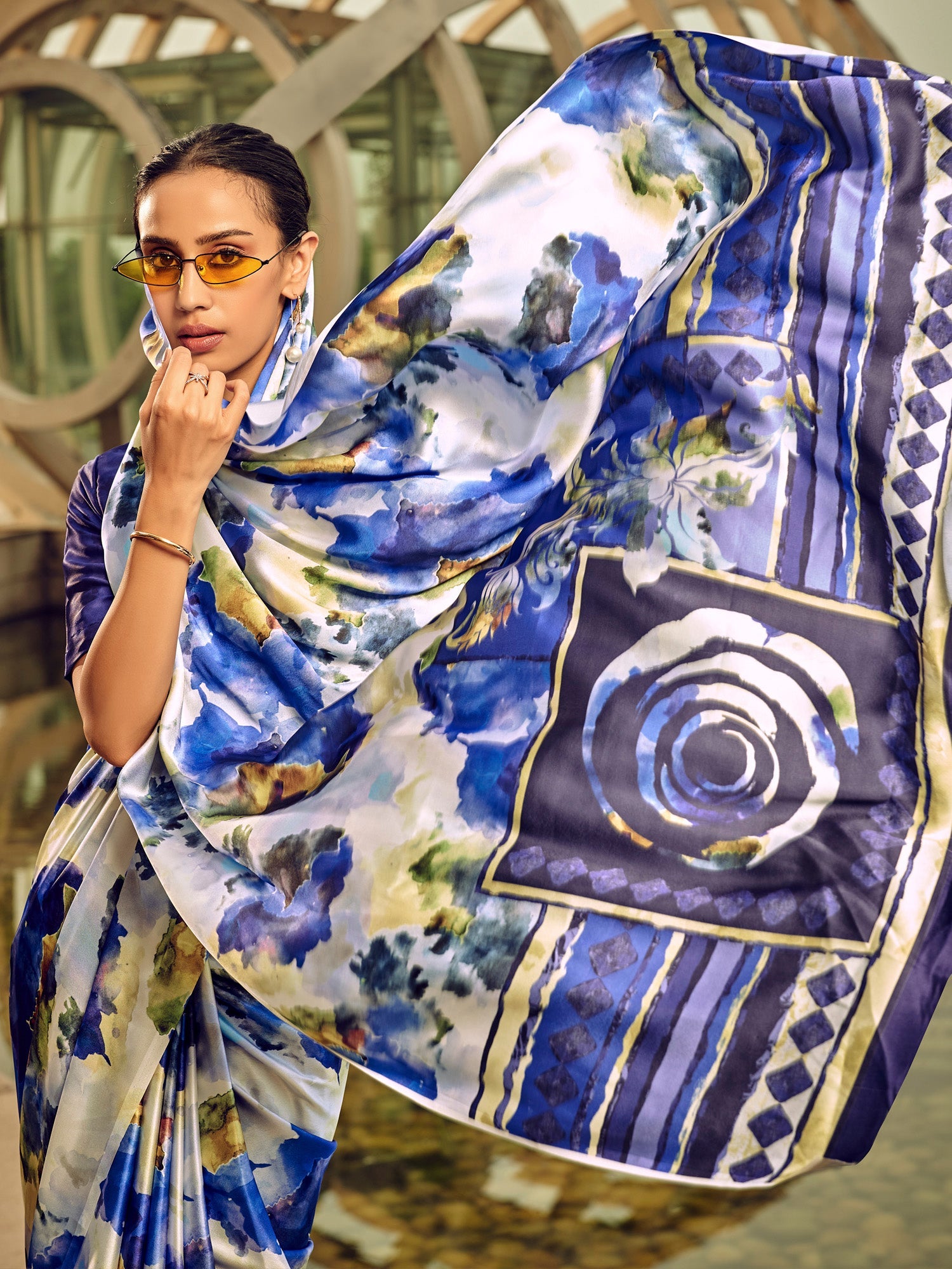 NOZ2TOZ Women's Satin Silk Off White Printed Designer Saree With Blouse Piece - Distacart