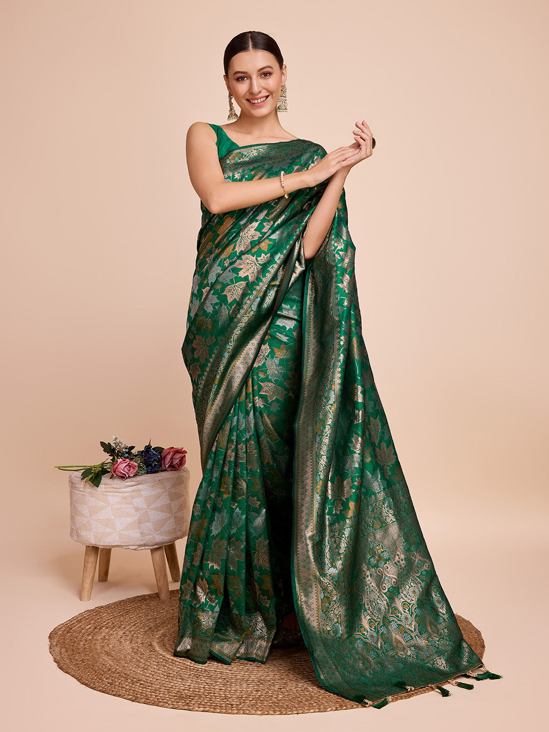 Dwija Fashion Green Wedding Wear Pure Silk Jari Weaving Work Saree With Unstitched Blouse - Dista