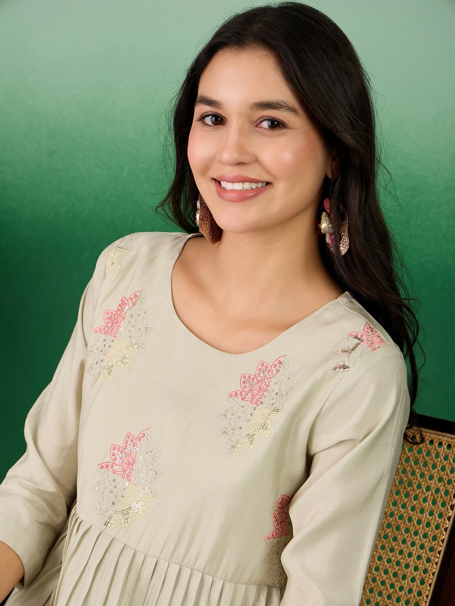 Green Embroidered Muslin Kurta and Trouser - Berlin - Distacart