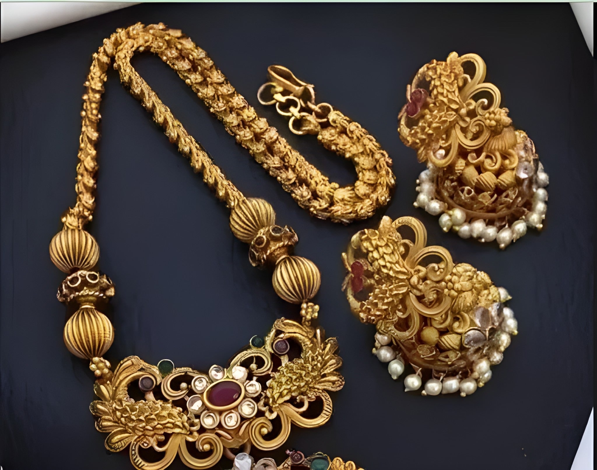 Jewel City Antique-Finish Temple Jewelry Set - Traditional South Indian Gold-Plated Necklace and Earrings with Pearl Drops