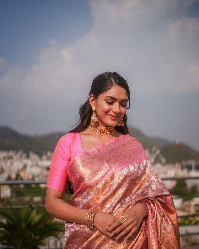 NOZ2TOZ Women Banarasi Silk Woven Saree With Blouse Piece - Pink - Distacart