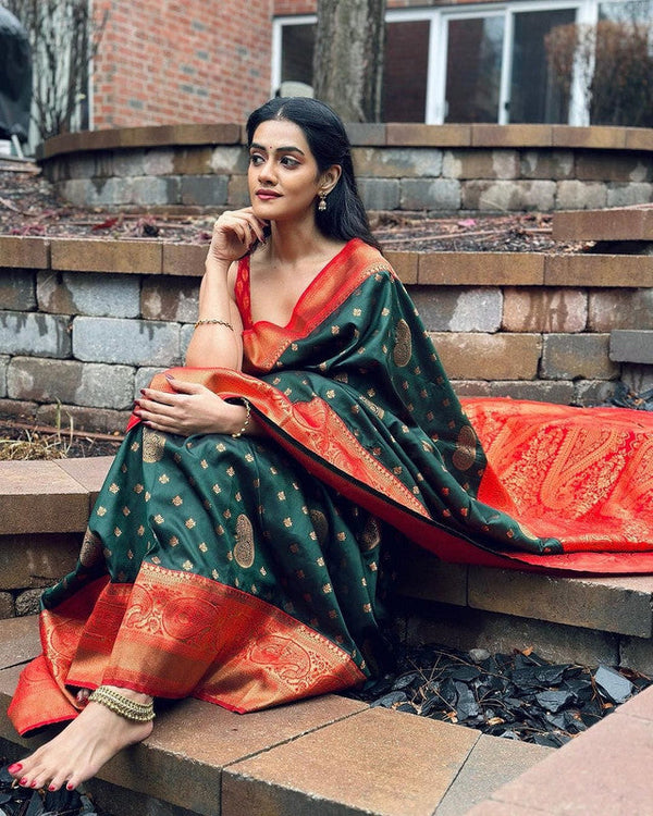 NOZ2TOZ Women Banarasi Silk Woven Saree With Blouse Piece - Green - Distacart