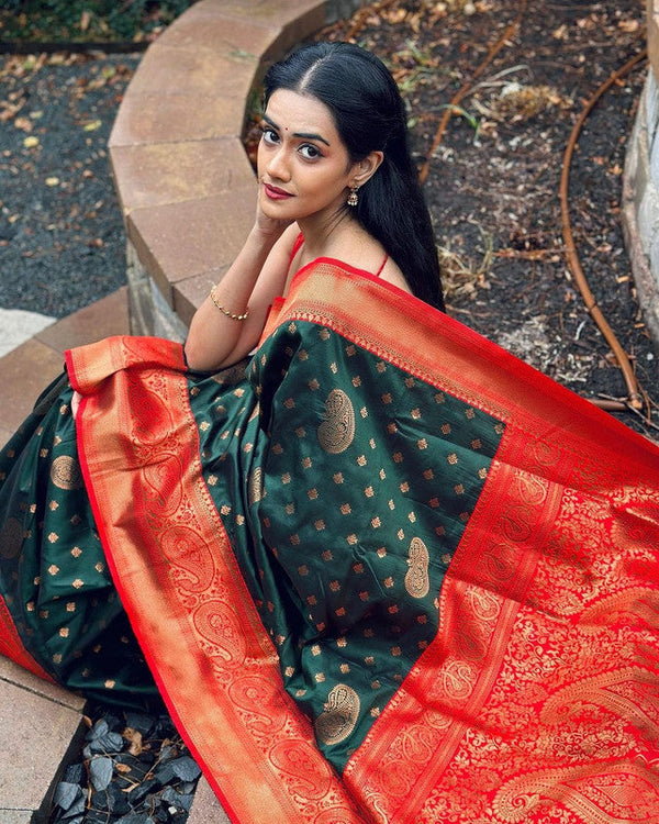 NOZ2TOZ Women Banarasi Silk Woven Saree With Blouse Piece - Green - Distacart