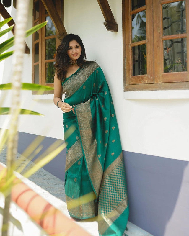 NOZ2TOZ Women Banarasi Silk Woven Saree With Blouse Piece - Green - Distacart