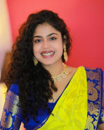 Thumbnail for Malishka Banarasi Silk Woven Saree With Blouse Piece - Perrot