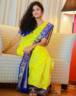 Thumbnail for Malishka Banarasi Silk Woven Saree With Blouse Piece - Perrot