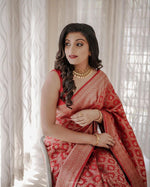Thumbnail for NOZ2TOZ Women Banarasi Silk Woven Saree With Blouse Piece - Maroon - Distacart