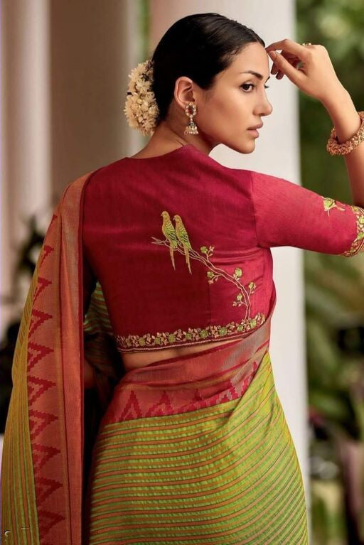 Malishka Banarasi Silk Woven Saree With Blouse Piece - Green