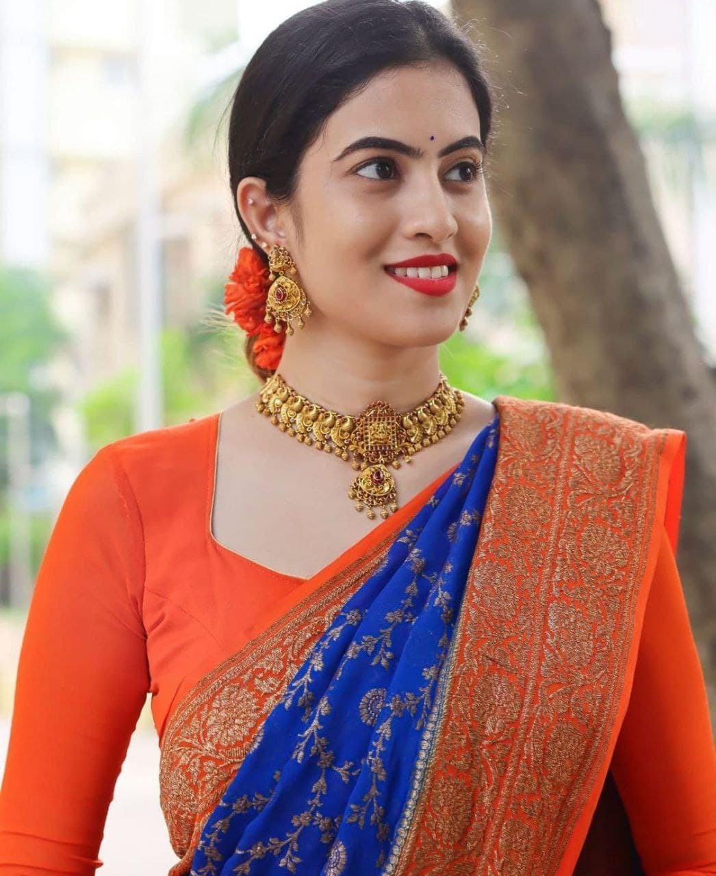 Malishka Banarasi Silk Woven Saree With Blouse Piece - Blue - Distacart