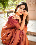 Thumbnail for Malishka Banarasi Silk Woven Saree With Blouse Piece - Maroon