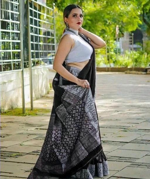 Malishka Banarasi Silk Woven Saree With Blouse Piece - Black - Distacart