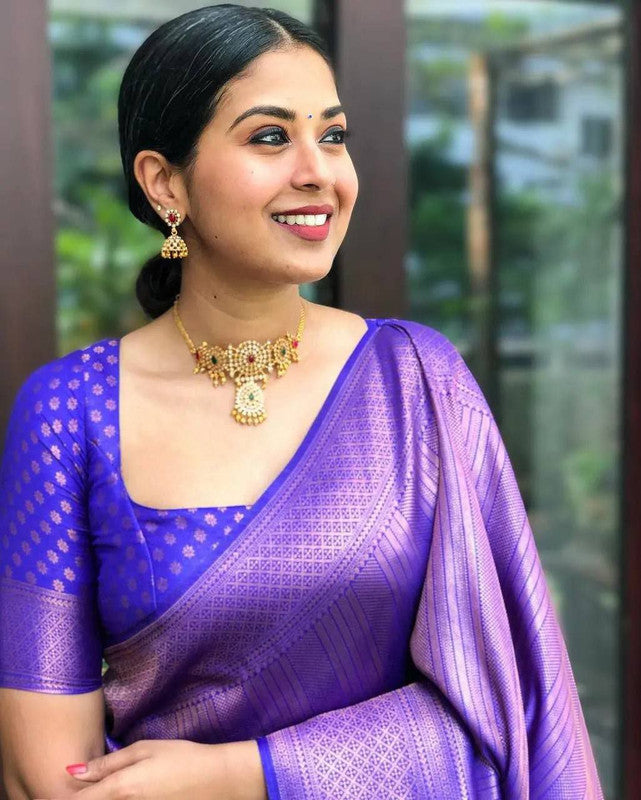 NOZ2TOZ Women Banarasi Silk Woven Saree With Blouse Piece - Lavender - Distacart