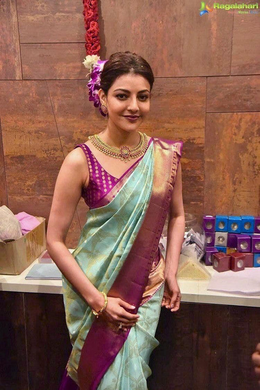 Malishka Banarasi Silk Woven Saree With Blouse Piece - Pista