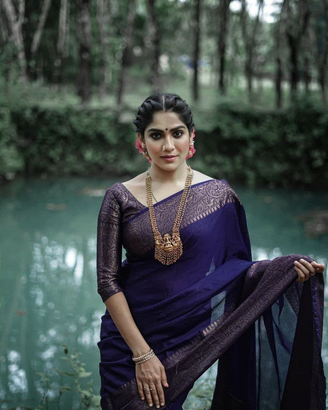 NOZ2TOZ Women Banarasi Silk Woven Saree With Blouse Piece - Navy Blue - Distacart