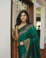Thumbnail for Malishka Silk Jacquard Rich Pallu Saree With Blouse Piece - Green - Distacart