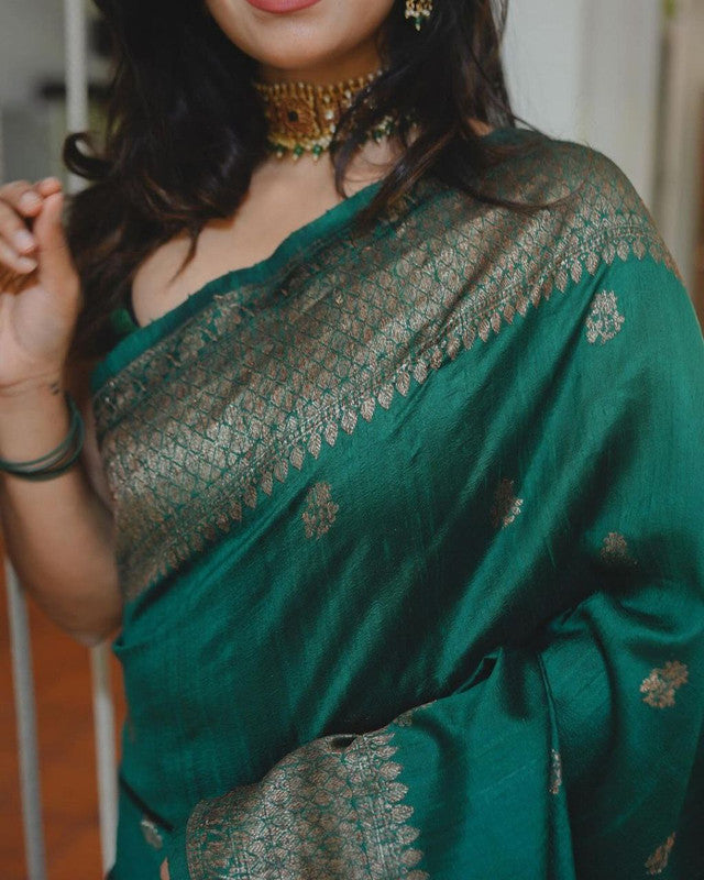 Malishka Silk Jacquard Rich Pallu Saree With Blouse Piece - Green - Distacart