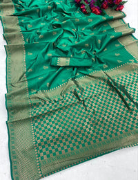 Thumbnail for Malishka Silk Jacquard Rich Pallu Saree With Blouse Piece - Green - Distacart