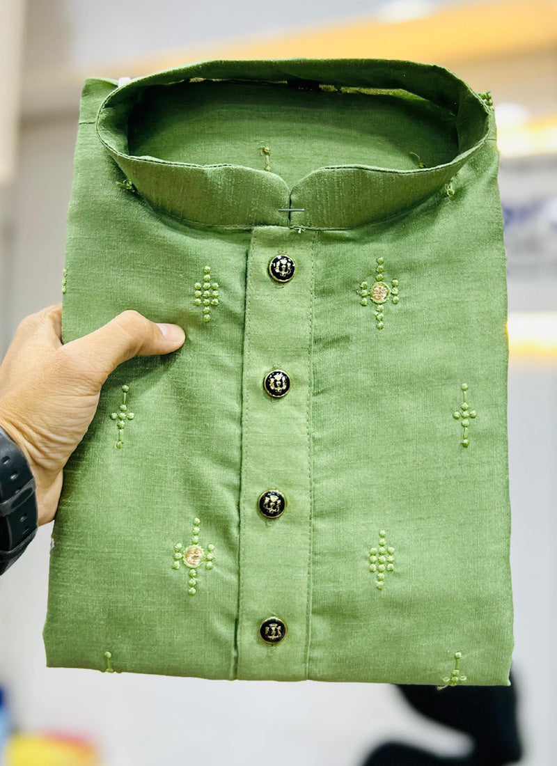 Prazu Fashion Light Green Silk Embroidered Kurta With Pajama