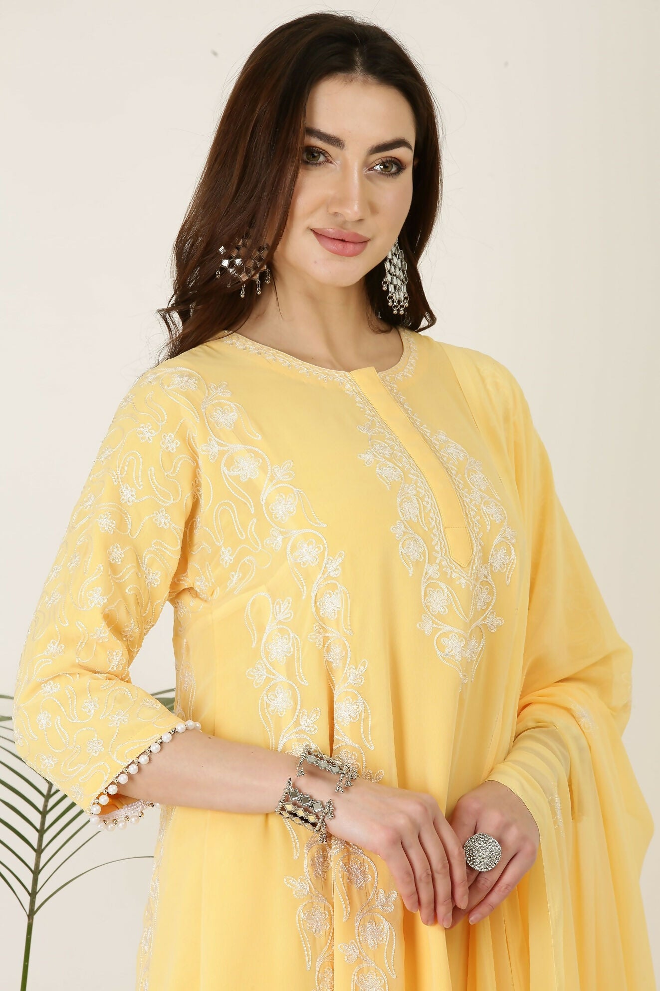 Joban Fashion Yellow&White Georgette Kurta Set