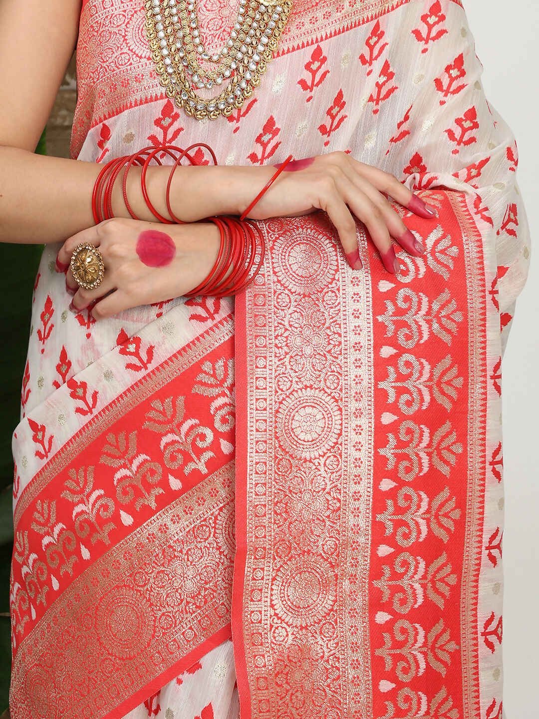 Astita Linen Cotton Red & White Saree