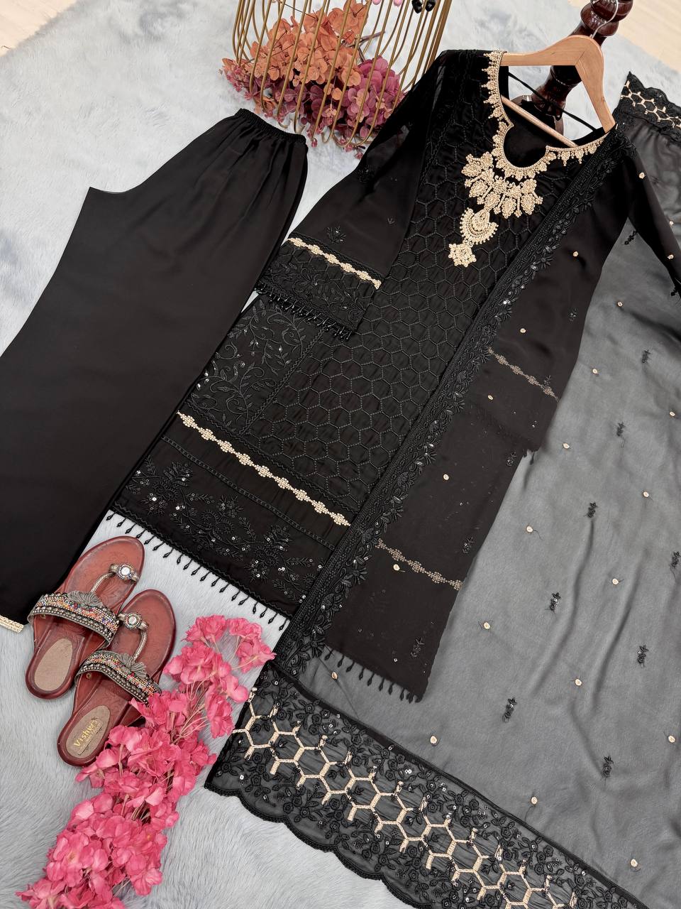 SIE Party Special Heavy Faux Georgette Salwar Kameez