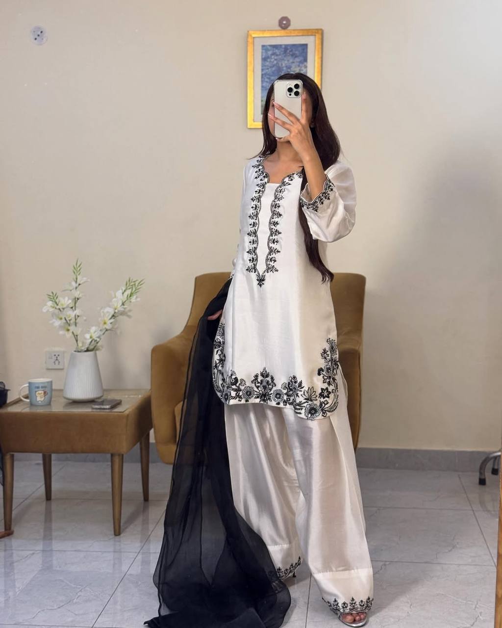 SIE Elegant Look Pure Silk Fabric Trendy Salwar Suit