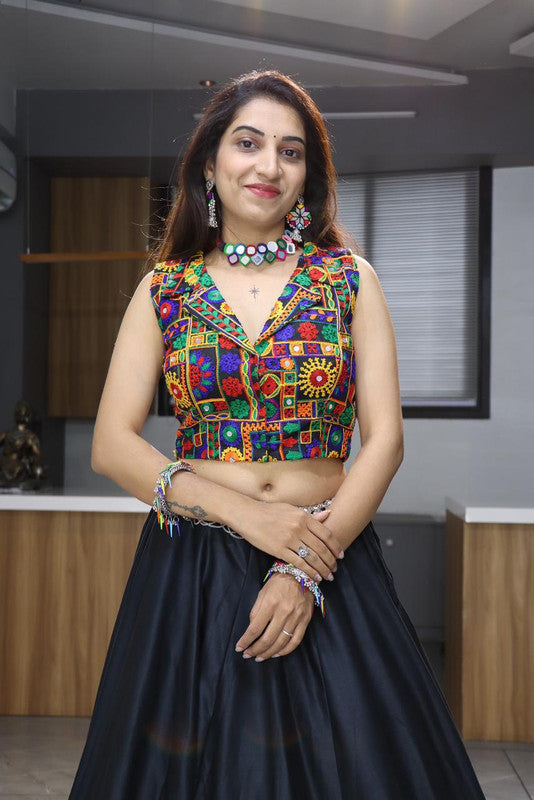 Malishka Pure Rayon Cotton With Gamthi Work With Mirror Work Navratri Special Lehenga Choli Set - Black - Distacart