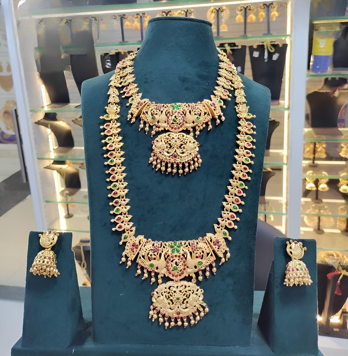 Jewel City Exquisite Gold-Plated Kundan Bridal Jewelry Set - Traditional Indian Design