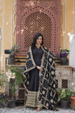 Thumbnail for Sonakshi Women's Black Georgette Sequins Zari Embroidered Long Anarkali Sets - Distacart