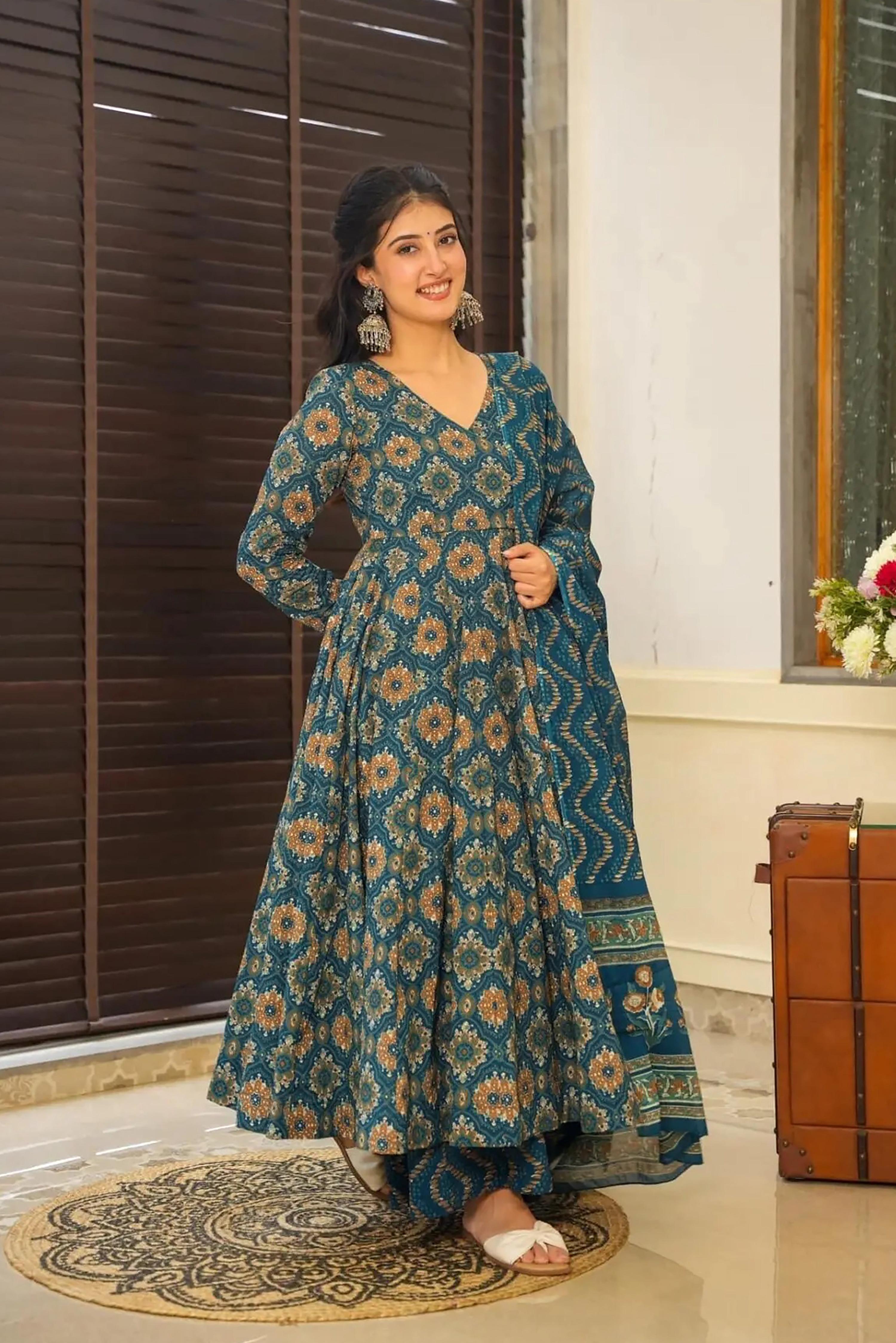 Sonakshi Women's Teal Maslin Digital Print Full Round Flair Anarkali Gown Set With Dupatta - Distacart