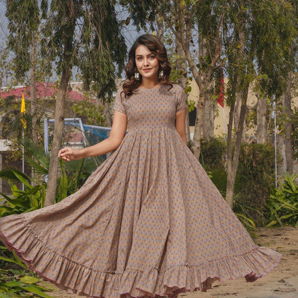 Sonakshi Women's Grey Rayon Digital Print Full Round Flair Anarkali Gown Set - Distacart