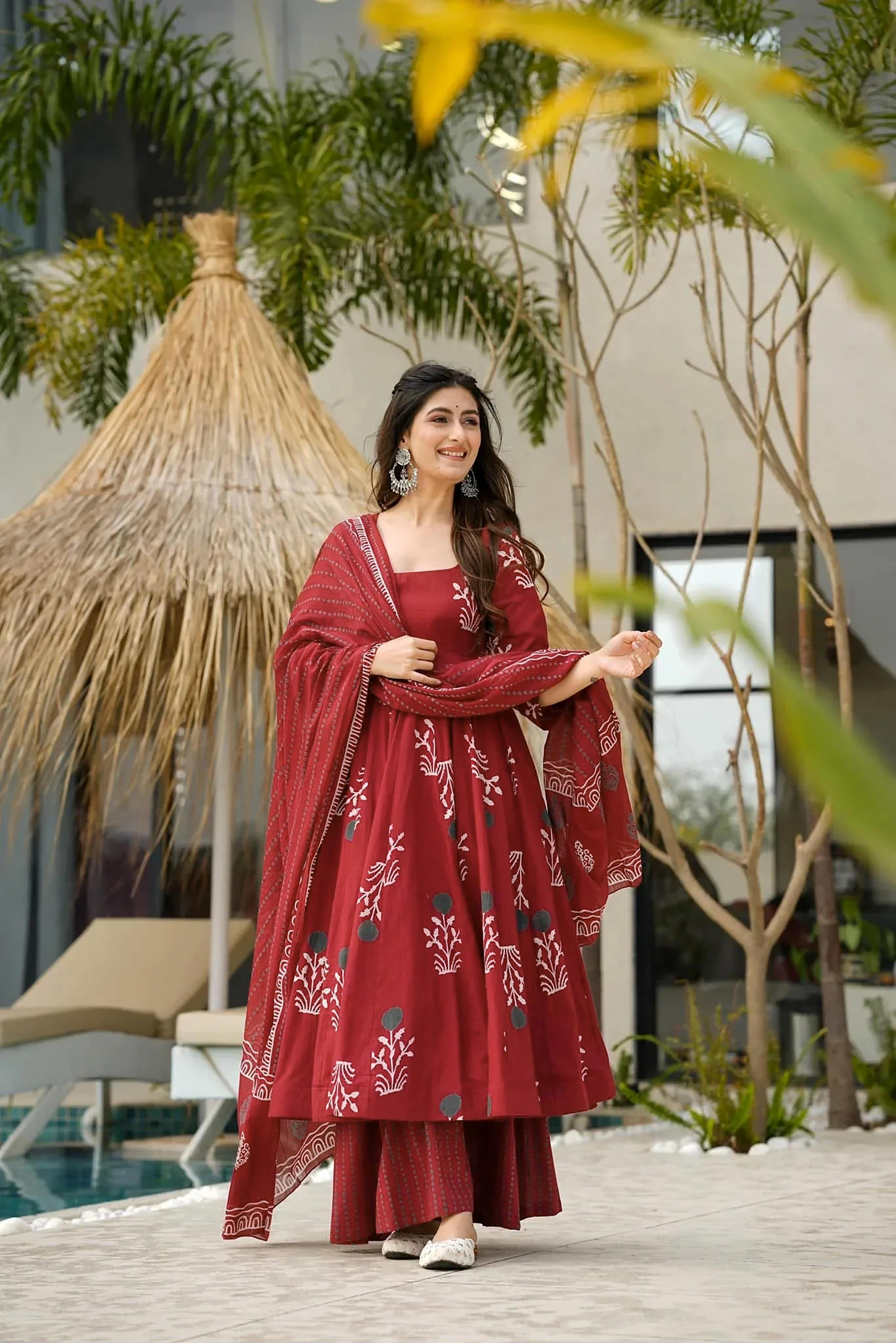 Sonakshi Women's Marron Mal cottan Digital Print Full Round Flair Anarkali Gown Set With Dupatta