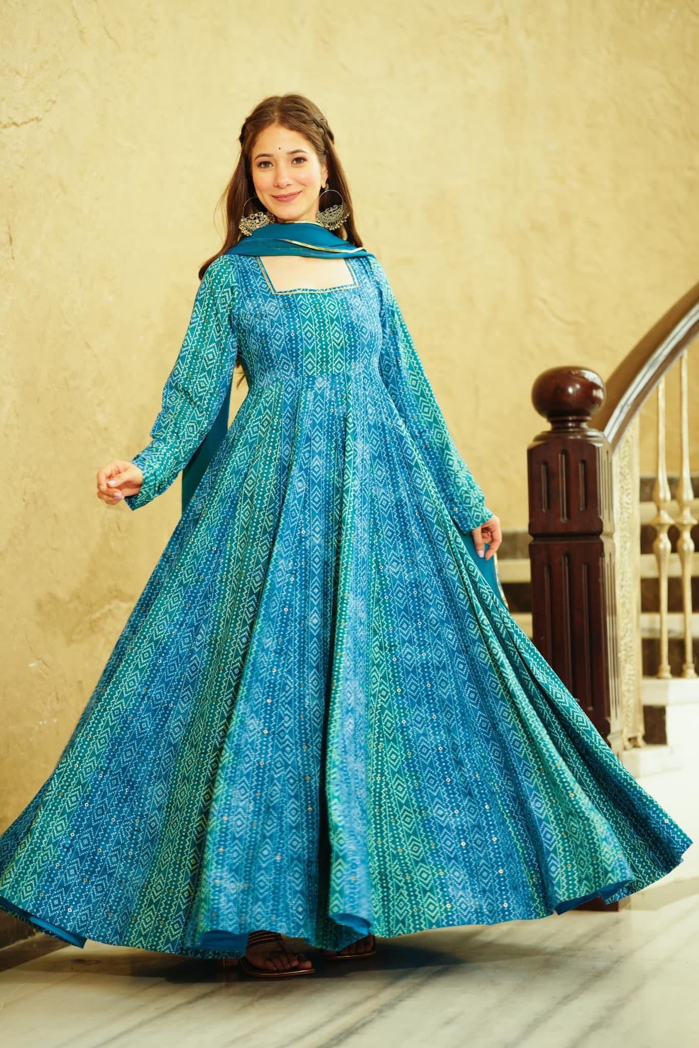 Sonakshi Women's Blue Georgette Digital Print Full Round Flair Anarkali Gown Set With Dupatta