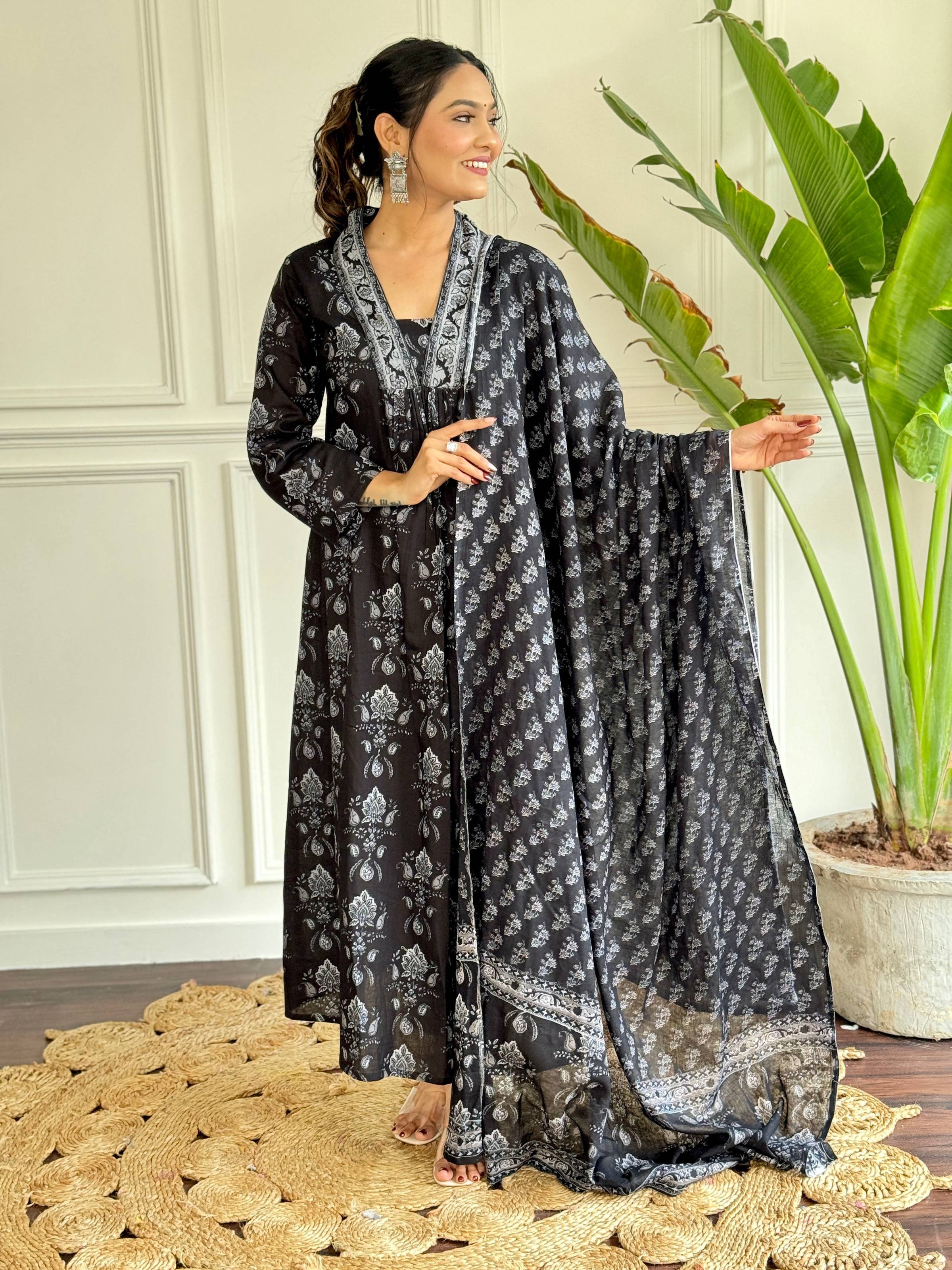 Sonakshi Women's Black Pure Cotton Kurta Set With Dupatta - Distacart
