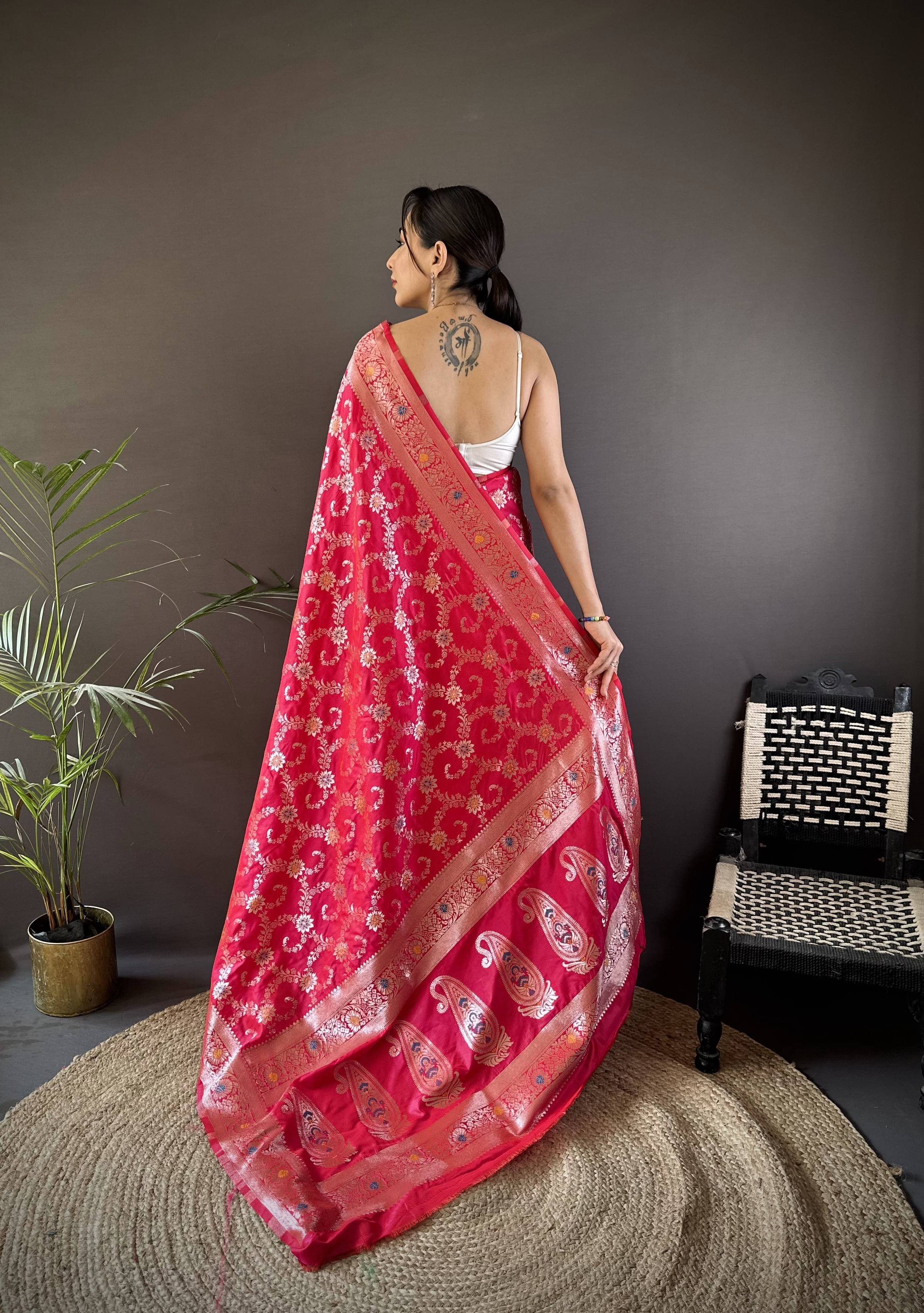 Sonakshi Women's Maharani Banarasi Silk Zari Weaving Saree with Blouse