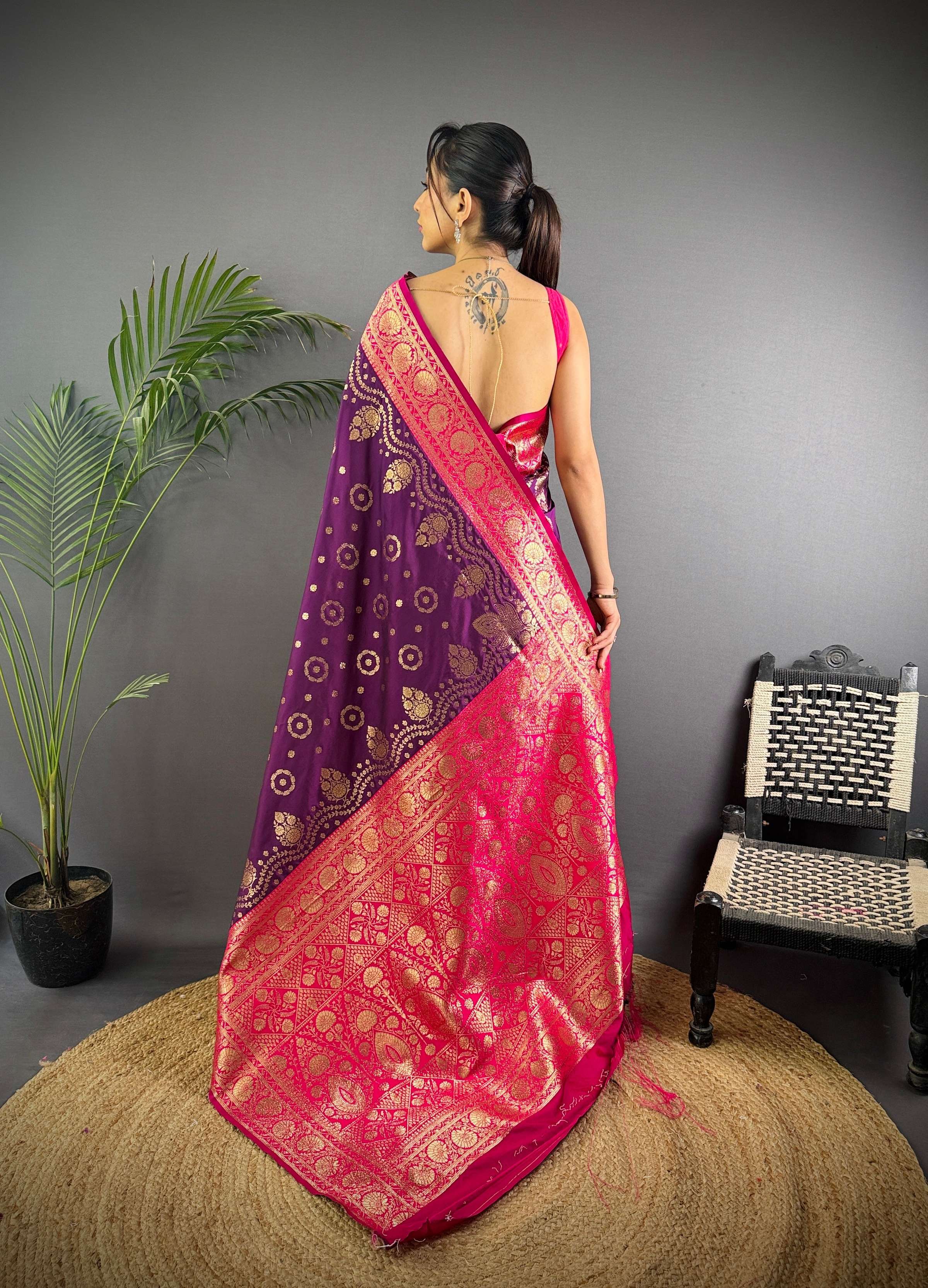 Sonakshi Women's Jamli Banarasi Silk Zari Weaving Saree with Blouse