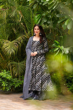 Thumbnail for Sonakshi Women's Black Masleen With Heavy Digital Printed Anarkali Gown Set With Dupatta - Distacart