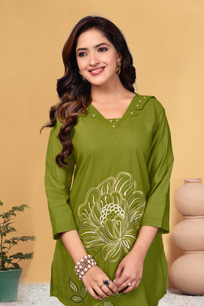 Sonakshi Women's Green Viscose Rayon Embroidered Straight Top & Bottom Set - Distacart