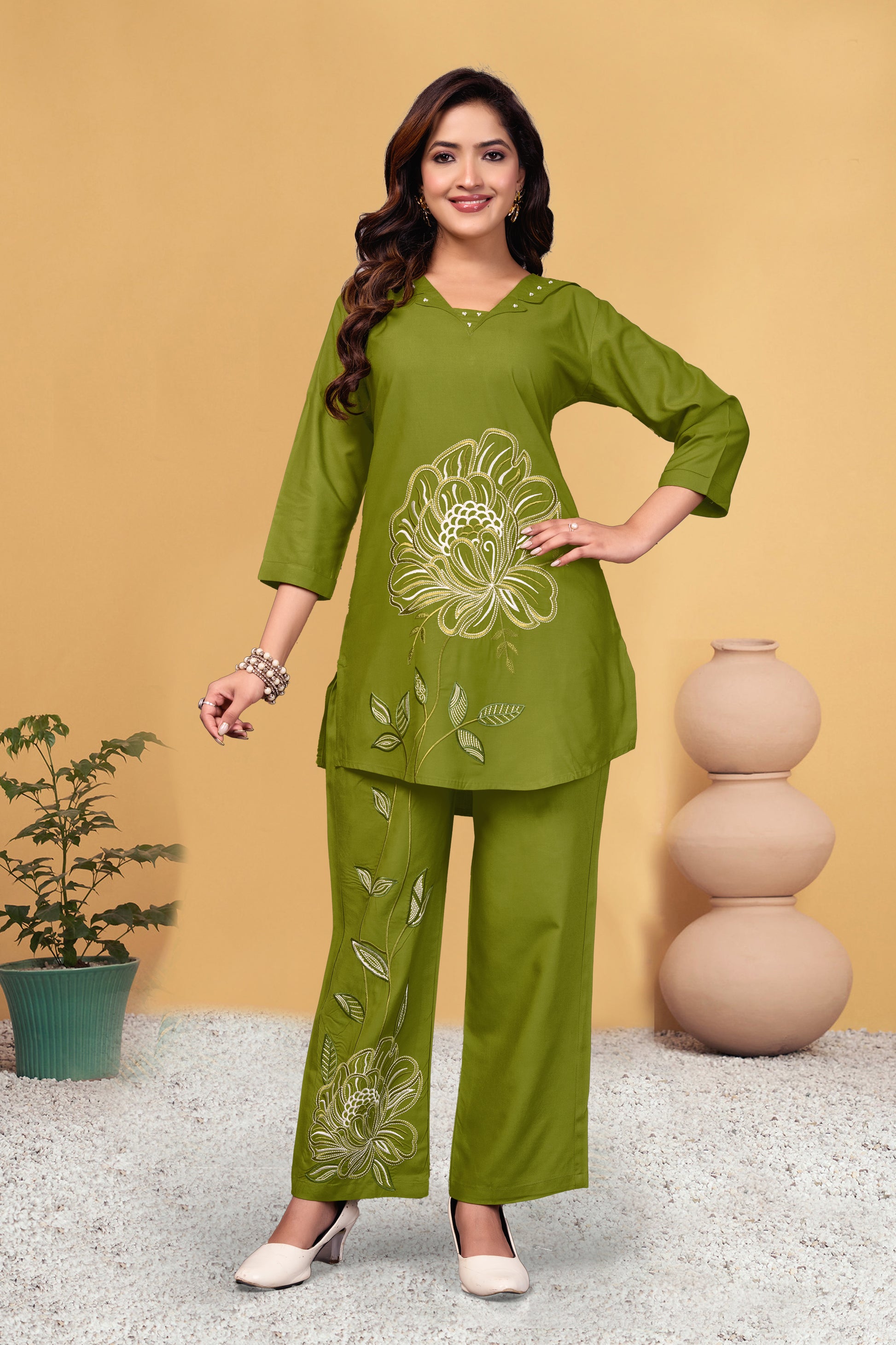 Sonakshi Women's Green Viscose Rayon Embroidered Straight Top & Bottom Set - Distacart