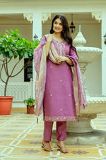 Thumbnail for Sonakshi Women's Lavender Viscose Chanderi Silk Embroidered Beads Kurta Set with Dupatta - Distacart