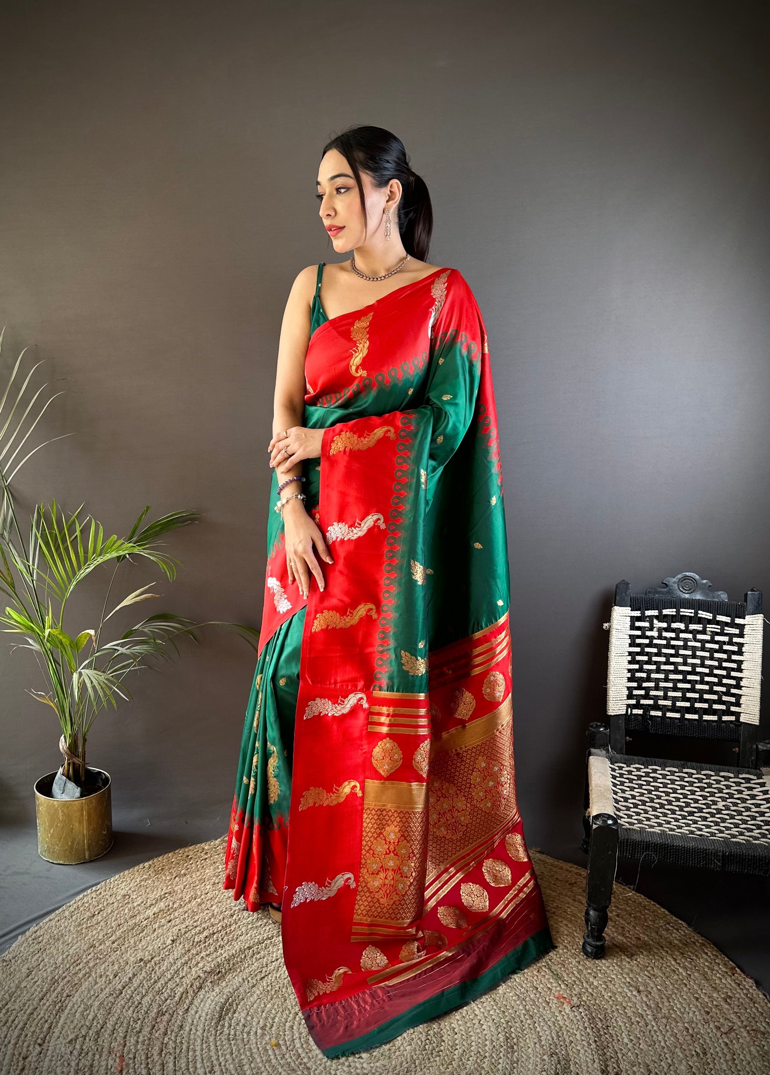 Sonakshi Women's Green Soft Banarasi Silk Zari Weaving Traditional Saree with Blouse - Distacart