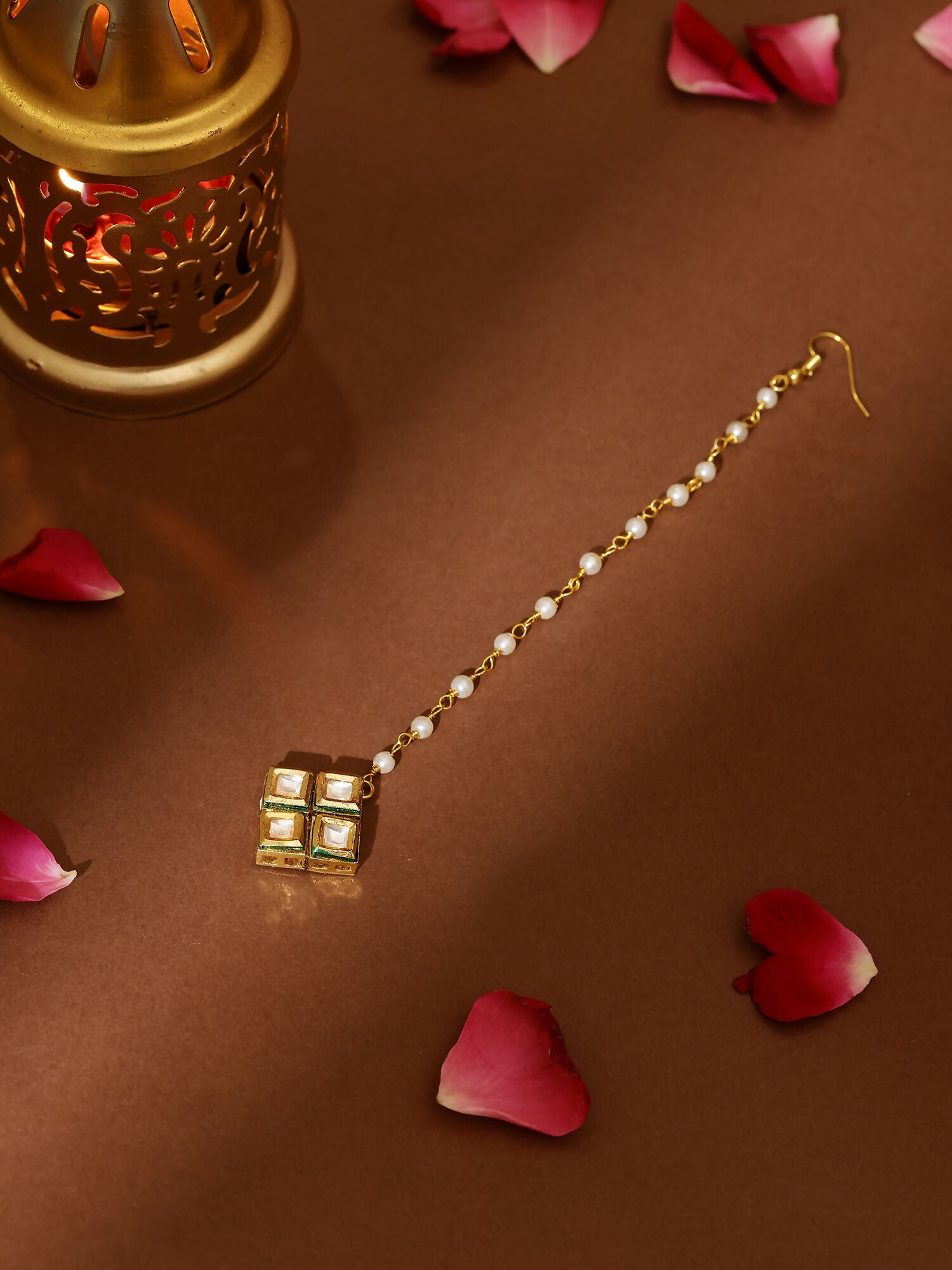 Ruby Raang Gold Square Kundan Maang Tikka